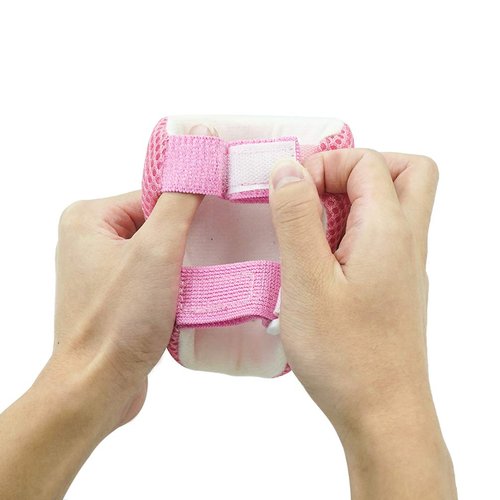 Luwint Kids Skating Cycling Protective Gear Set, Knee and Elbow Pads Wrist Guard for Boy Girl 3-7 Years (Pink)
