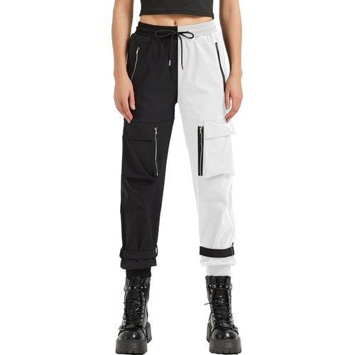 MEINVQIAOTI Black Cargo Pants Women Loose Chained Pants Multi-Pocket Multi-Zip Punk Goth Pants(Black&White,XL)