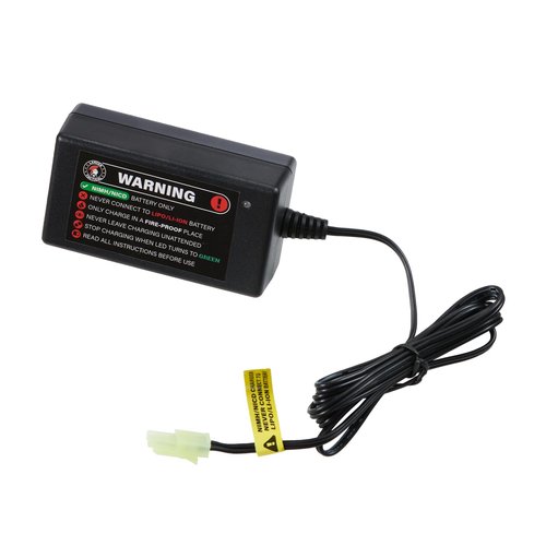 Lancer Tactical Smart Charger for 8.4V–9.6V NiMH Battery Packs, Compatible with Airsoft Guns, RC Cars, and RC Airplanes, Mini Tamiya & Standard Tamiya Connectors