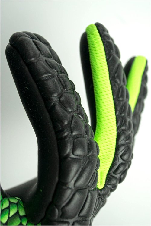 Reusch Venomous Gold X Goalkeeper Gloves, Size 9