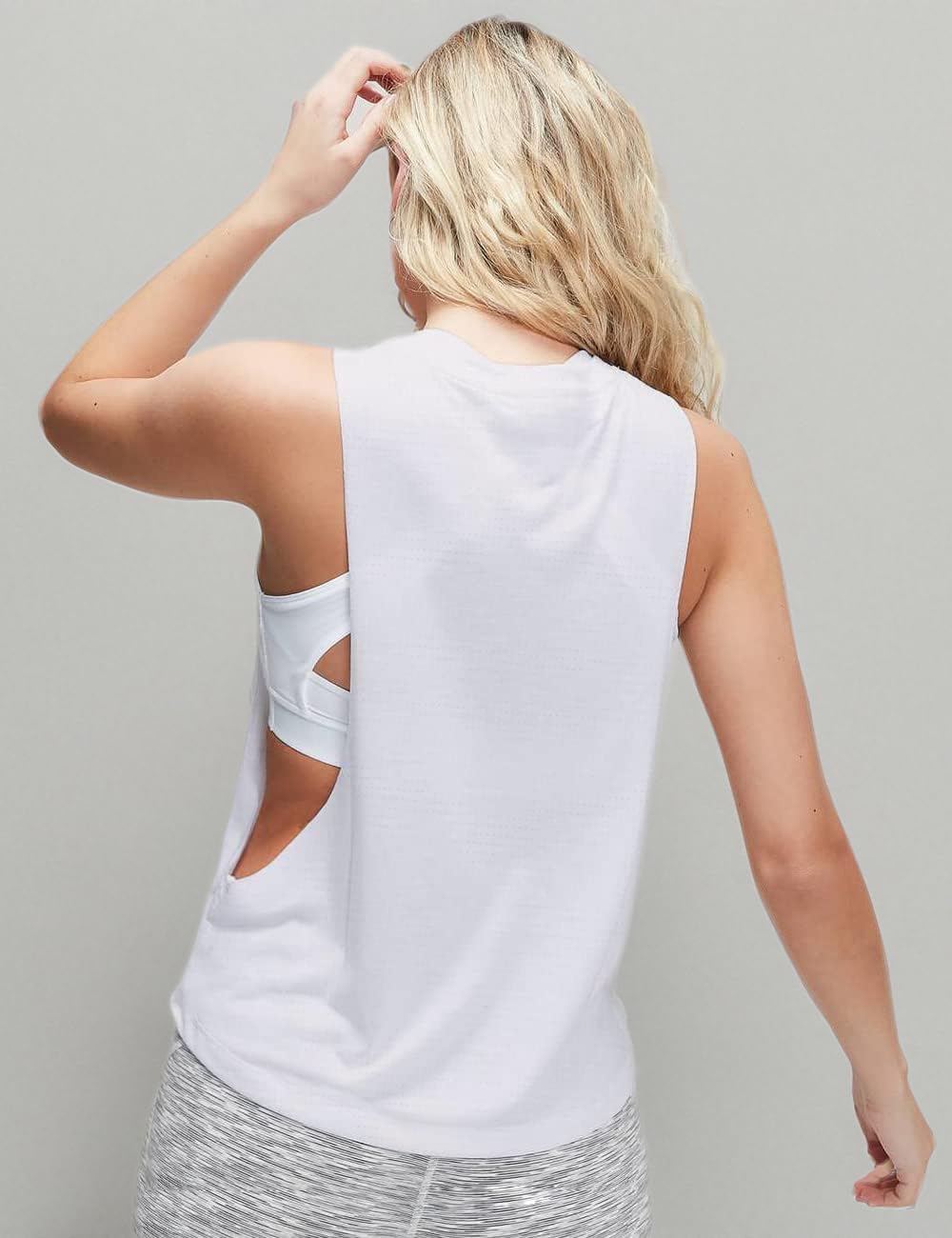 Skiennix Women's Cropped Fitness Tank Top - Sleeveless Athletic Shirt for Yoga & Running