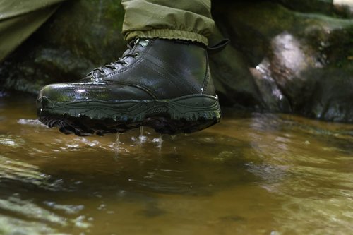 FROGG TOGGS Women's Rana Elite Waterproof Fishing Wading Boot for Fishing, Lug Brown, 10