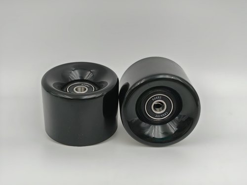 Skateboard Wheels with Bearings, 60mm 92a Hardness, Set of 4 (Black)
