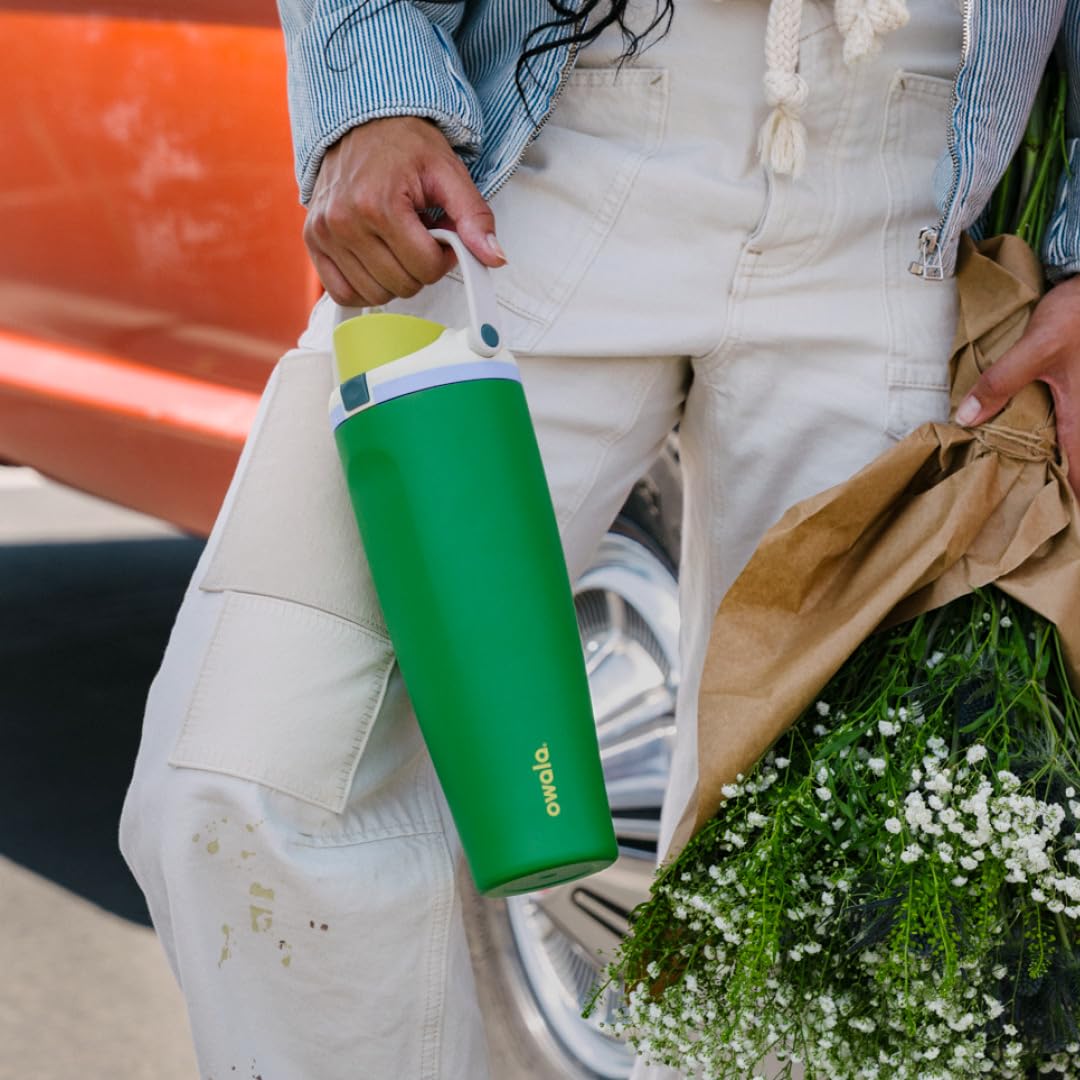 Owala FreeSip Sway Insulated Stainless Steel Water Bottle with Two-Way Spout, Built-In Straw and Bucket Handle, Made for Travel, School, and Sports, BPA Free, Leak Proof, 40 oz, Putting Green