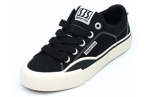 Skate Shoes for Men Women Low Top Pro Skateboard Training Casual Sneakers Black