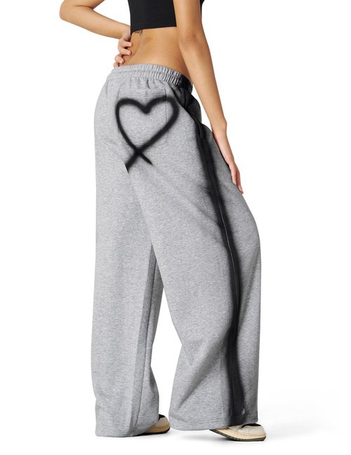 Aelfric Eden Wide Leg Sweatpants Women Baggy Graffiti Heart Lounge Pants with Pockets Grey Small