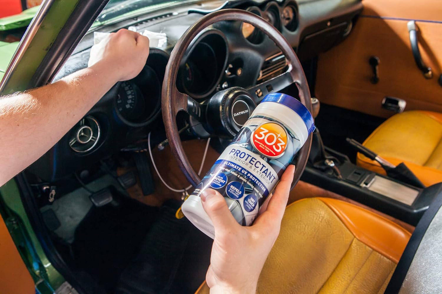 303 Products Automotive Protectant Wipes - Superior UV Protection & Color Restoration | Prevents Fading, Cracking & Dust