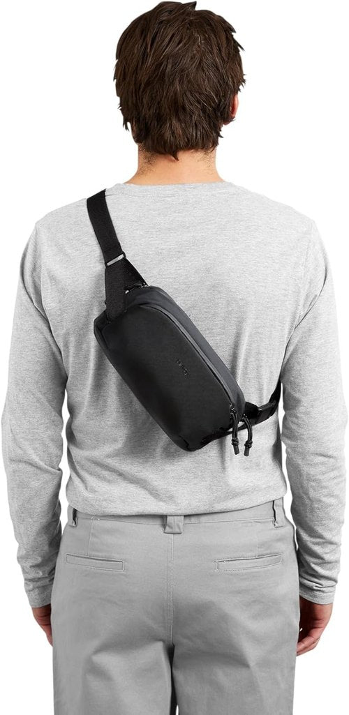 Bellroy Venture Ready Sling - 2.5L Capacity | Stylish Black Design for Everyday Use