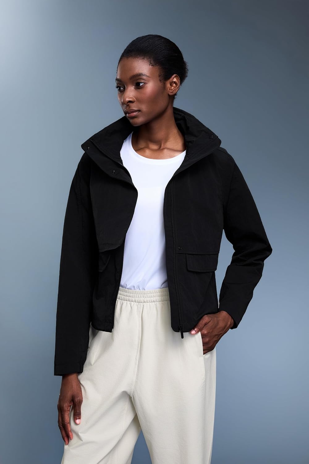 Altiland Women's Lightweight Water-Repellent Windbreaker Jacket - Hooded Raincoat with Pockets for Outdoor Activities