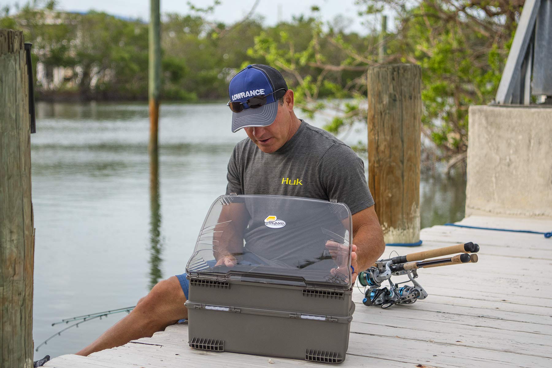 Plano 1444 Magnum Guide Series Tackle Box Graphite/Smoke, One Size