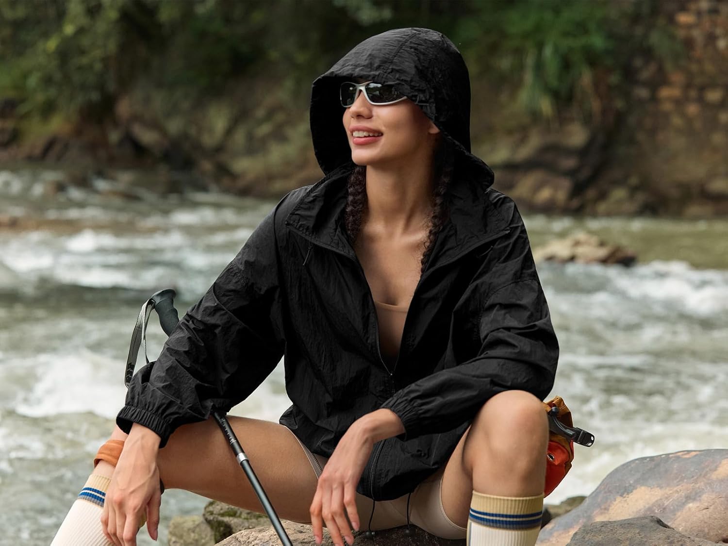 Yousify Women's Waterproof Rain Jacket - Lightweight Hooded Windbreaker with Pocket for Outdoor Hiking