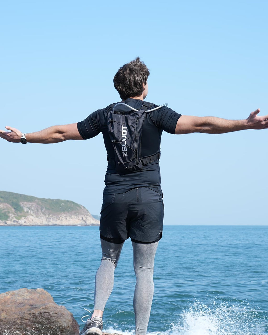 Zelvot Hydration Backpack - Lightweight Running Vest with 2L Water Bladder & Reflective Gear Holder | Ideal for Marathons