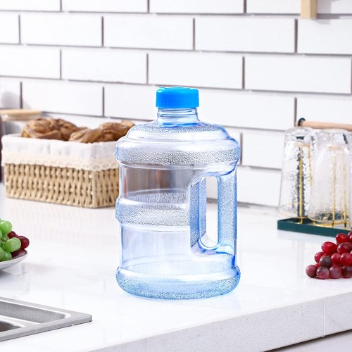 Bokon Empty 2 Pieces 1 Gallon water jugs Round Plastic Water Bottle with Handle Screw Cap Reusable Large Capacity Bottle for Camping Outdoor Travel Gym Use