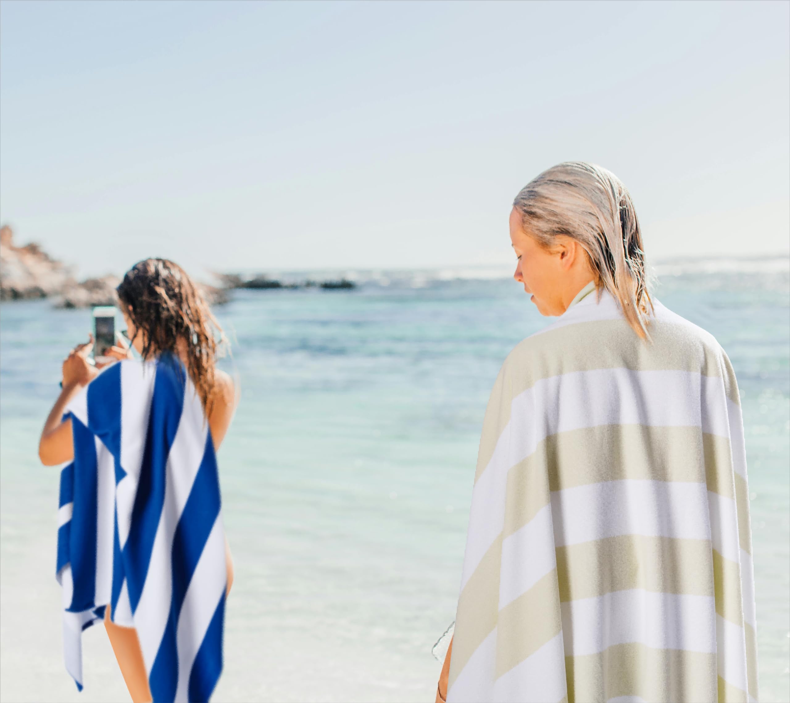 WILFA Extra Large Beach Towel - Oversized Mircofiber Beach Towel 40'' x 70'', XL Striped Lightweight Pool Towel, Big Cabana Swim Travel Towel for Adults Mens Women,Blue