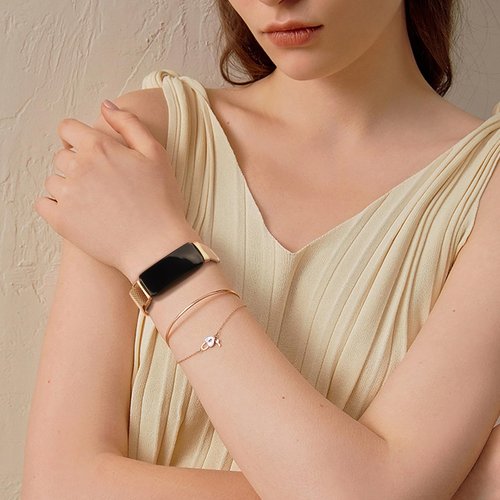 Meliya Compatible with Fitbit Inspire 3 Bands Women Men, Stainless Steel Metal Mesh Loop Adjustable Magnetic Wristband Replacement Straps Compatible with Fitbit Inspire 3 Fitness Tracker