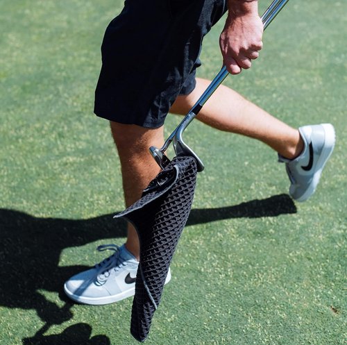 Blue Tees 4 in 1 Magnetic Golf Towel - Standard & Caddy Sizes - Silicone Brush - Groove Cleaner - Magnetic Golf Towels for Golf Bags - Strong Hold to Golf Carts or Clubs - Black - Standard 18"x18"