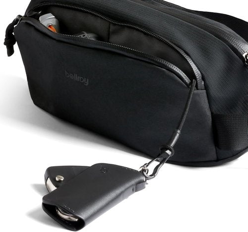 Bellroy Venture Ready Sling - 2.5L Capacity | Stylish Black Design for Everyday Use