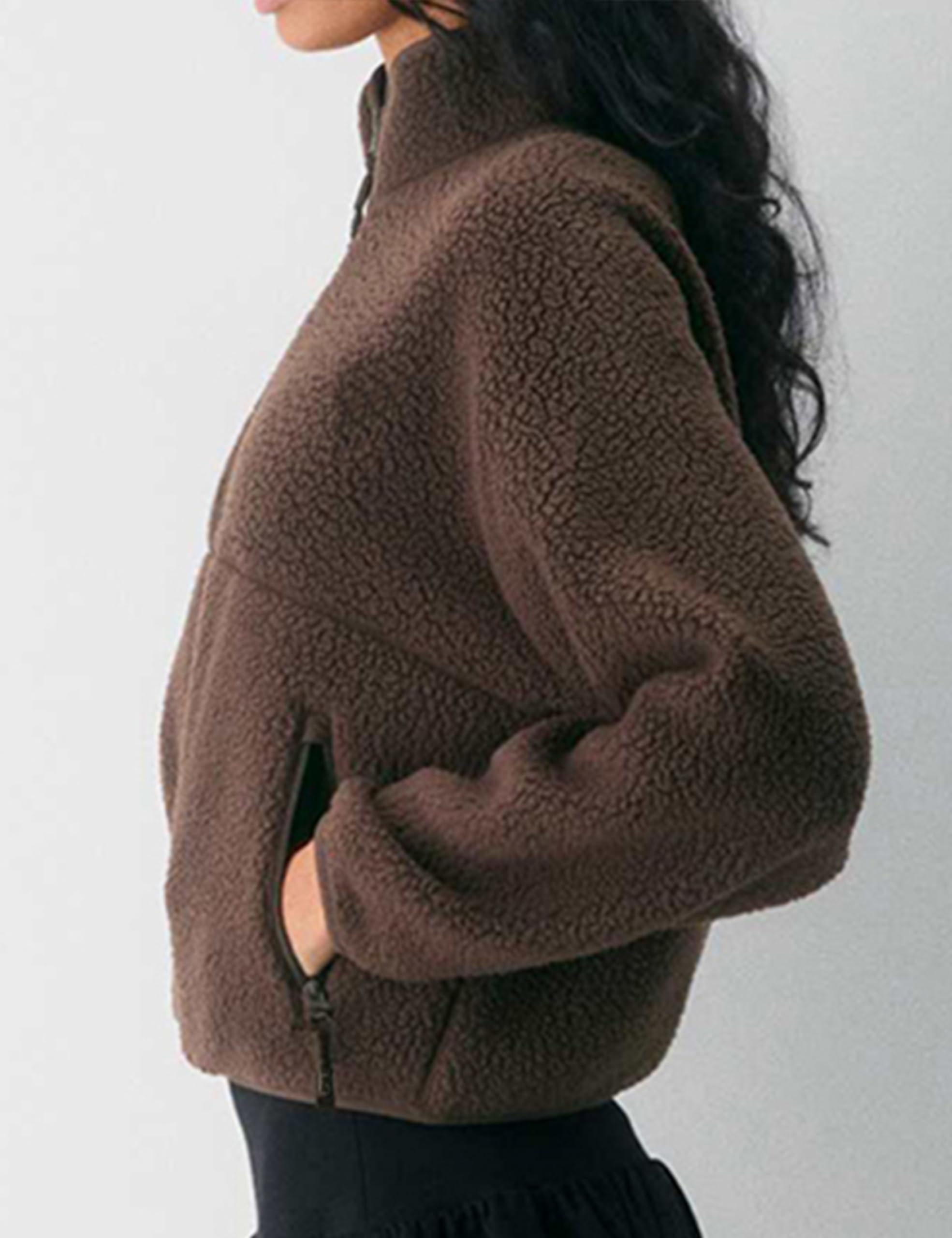 Yozazzy Fleece Jackets Women Causal Long Sleeve Sherpa Jacket Warm Ziper Fuzzy Coat Sweatshirts Trendy with Pockets(Brown-M)