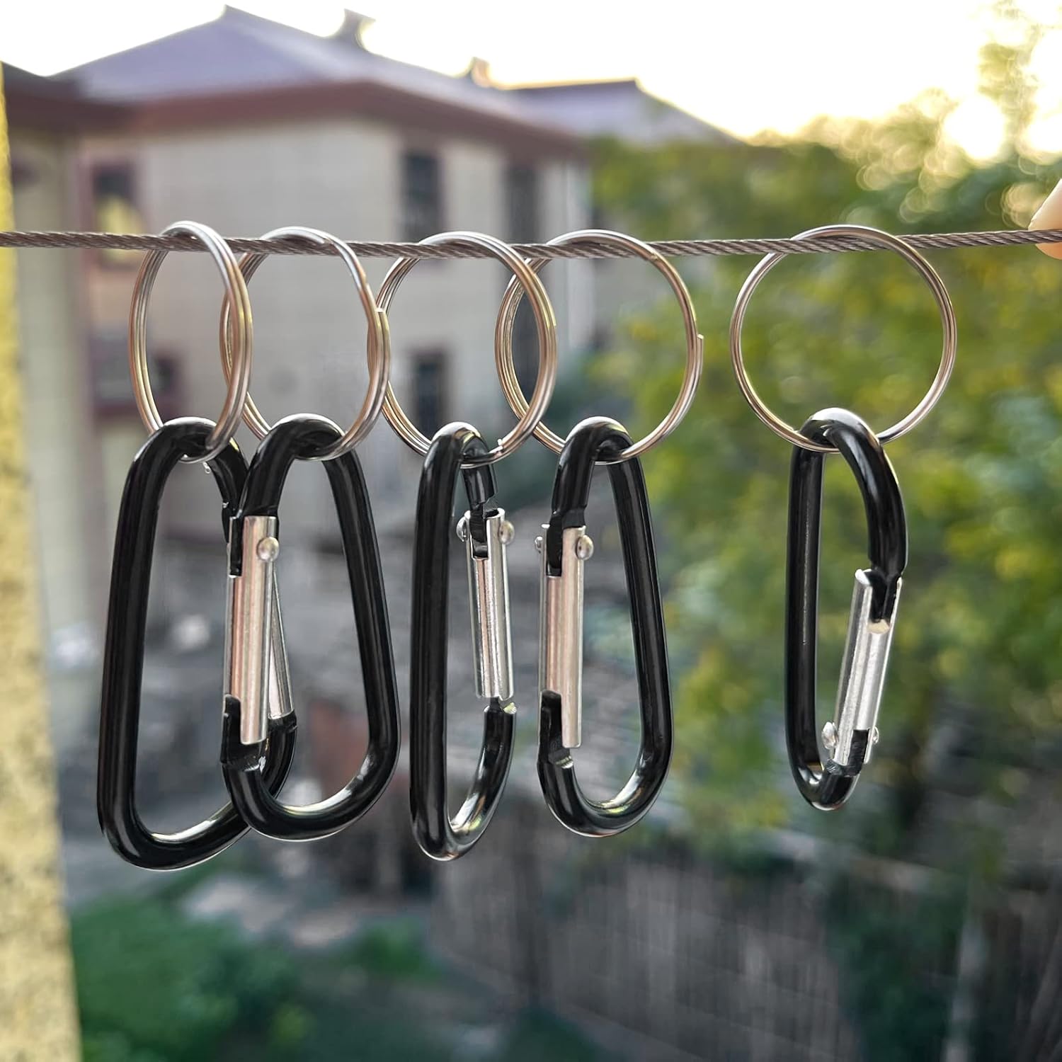 Skiennix 30PCS Aluminum Carabiner Clips - Durable D Shape Spring Snap Hooks with Keyring Keychain