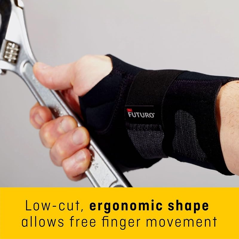 FUTURO Compression Stabilizing Wrist Brace - Breathable, Small/Medium