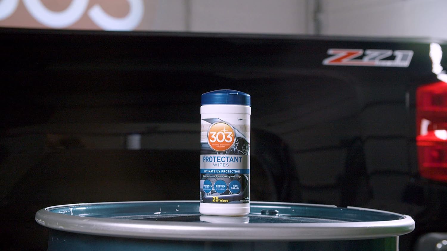 303 Products Automotive Protectant Wipes - Superior UV Protection & Color Restoration | Prevents Fading, Cracking & Dust