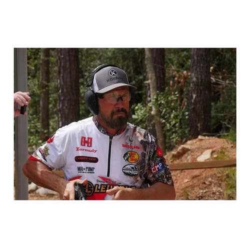 WALKER'S Razor Electronic Quad Muff | 4 Mics 360-Degree Sound Capture 23dB NRR Hearing Protection Hunting Gun Range Shooting Earmuffs w/ 2 AAA Batteries, Black
