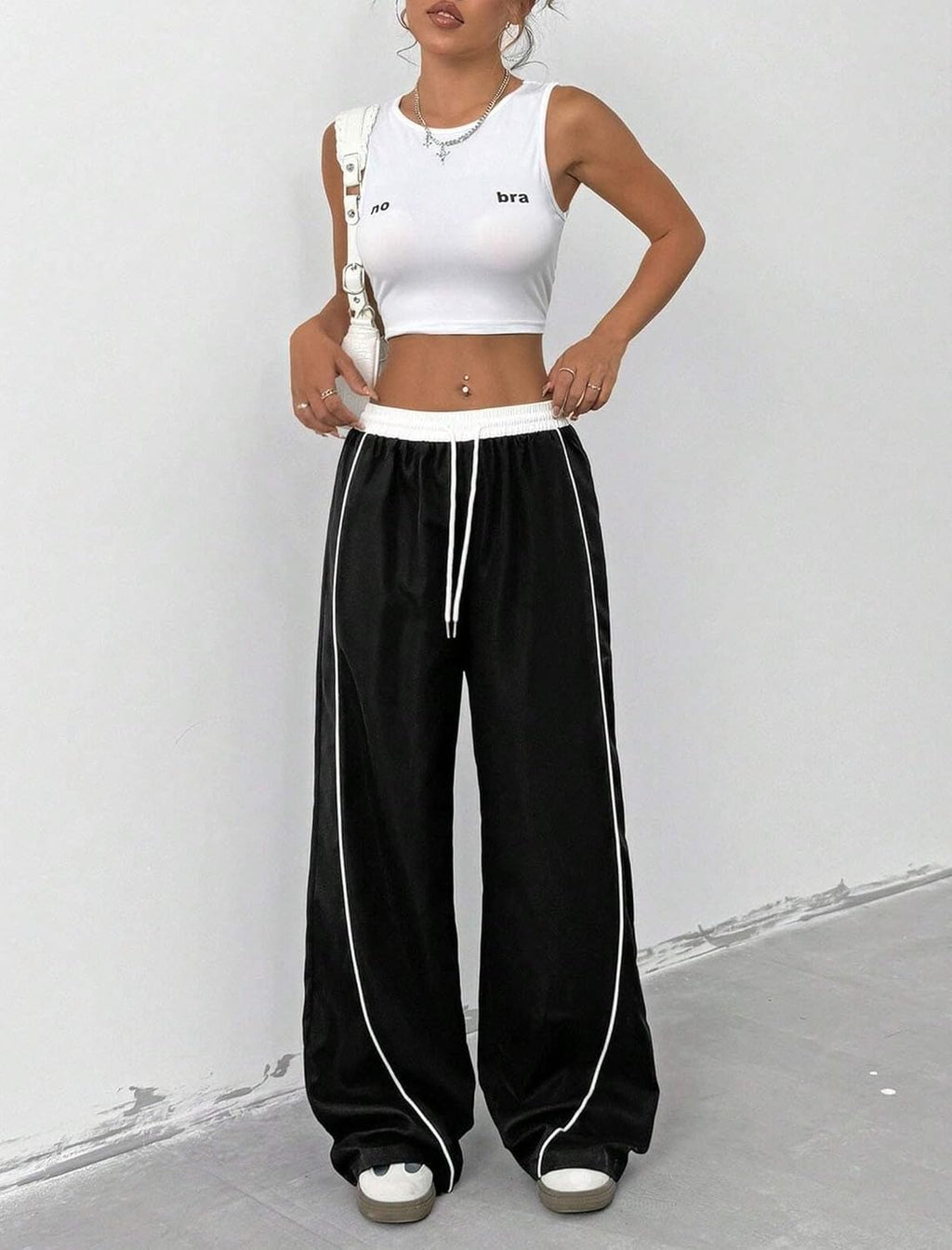 ZAFUL Women's Y2K Wide Leg Cargo Sweatpants - Comfortable Drawstring Joggers with Pockets