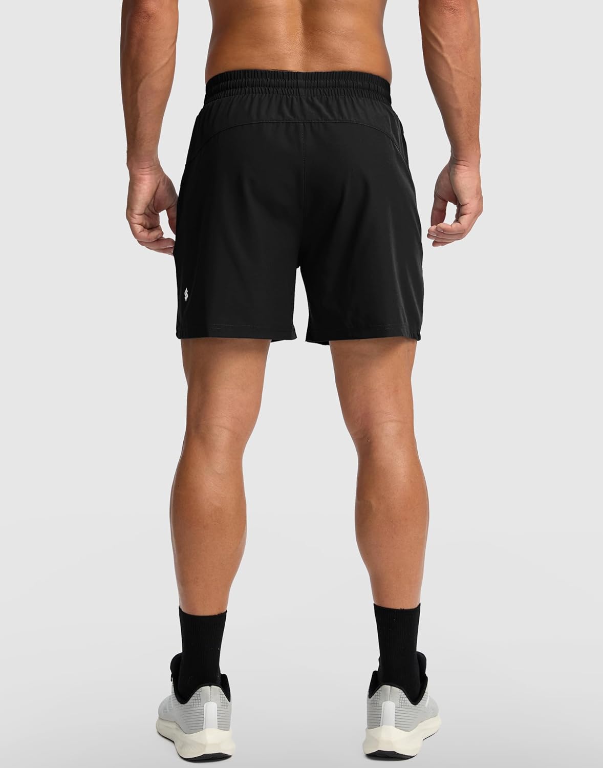 Soothfeel Men's Athletic Running Shorts - Quick Dry 5/7 Inch with Zipper Pocket for Gym & Tennis