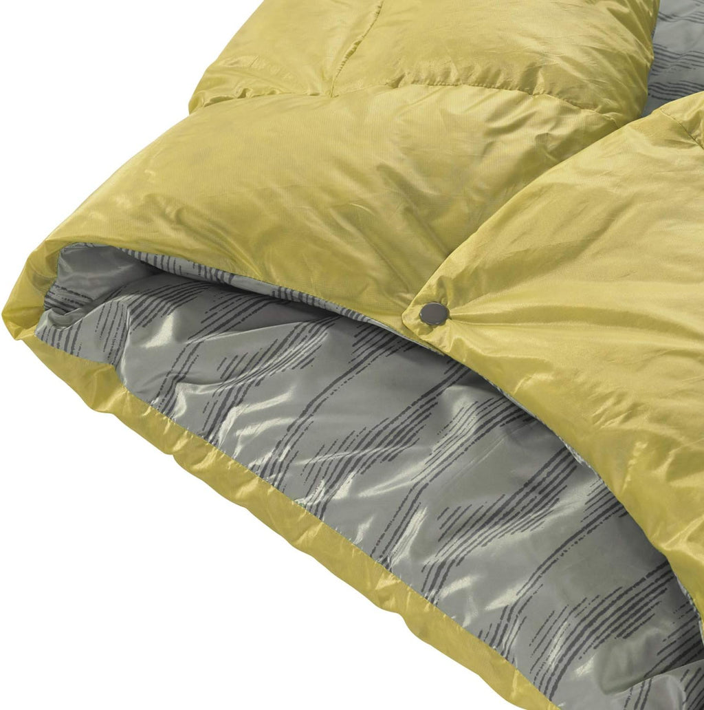 Therm-a-Rest Corus Down Camping Quilt - 32°F/0°C, Lightweight & Compact for Backpacking