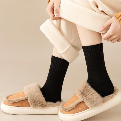 VoJoPi Wool Winter Socks for Women, 5 Pairs Cozy Warm Hiking Crew Ladies Soft Comfy Thermal Work Walking Boot Socks.