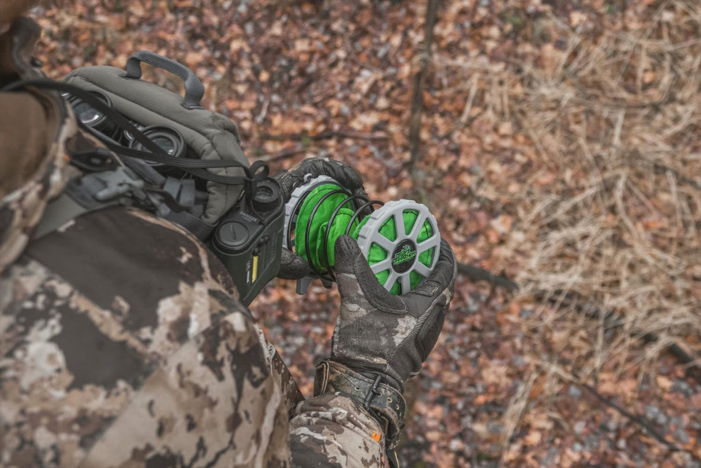 Wyndscent Tree Thrasher Game Call - Realistic Leaf Noise & Buck Rub - Ideal for Deer & Turkey Hunting