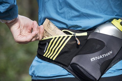 Nathan Peak Running Hydration Waist Pack Belt w/Speed Draw Flask Water Bottle, 18oz/535 ml Push/Pull Race Cap, Expandable Zippered Stretch Pocket
