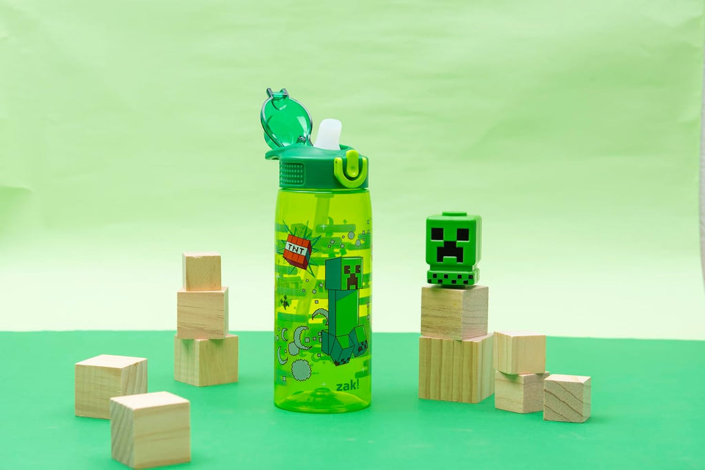 Zak Designs Minecraft Water Bottle - 25oz Durable Plastic with Straw, Handle & Leak-Proof Cover (Creeper)
