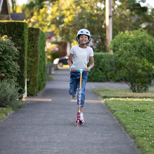 Jetson Character Kids Kick Scooter - LED Lights, Lightweight Frame & Adjustable Handlebar | Easy-Fold Design