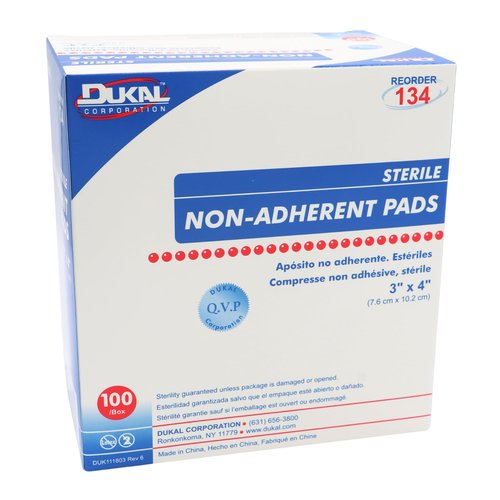 American White Cross Sterile Non-Adherent Dressing Rectangle 3 x 4 7575033 100 per Box