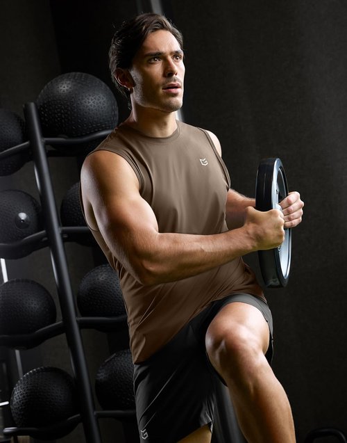 G Gradual Men's Workout Tank Top - Moisture-Wicking Sleeveless Muscle Shirt for Gym & Summer Casual Wear