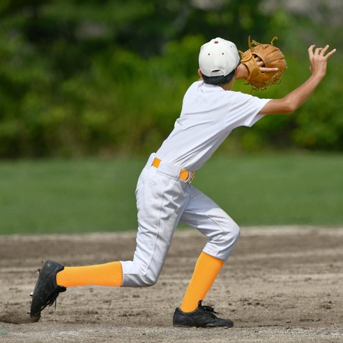 Haysandy Baseball or Softball Sock and Belt Combo Set 3 Football Baseball Socks with Softball Belt for Youth Boys Kids(X-Small,Gold)