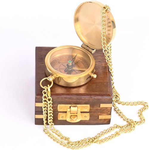Brass Compass by [Brand Name] - Engraved with Religious Scripture Verse (Joshua 1:9) - Ideal Gift for Baptism, Confirmation, Graduation