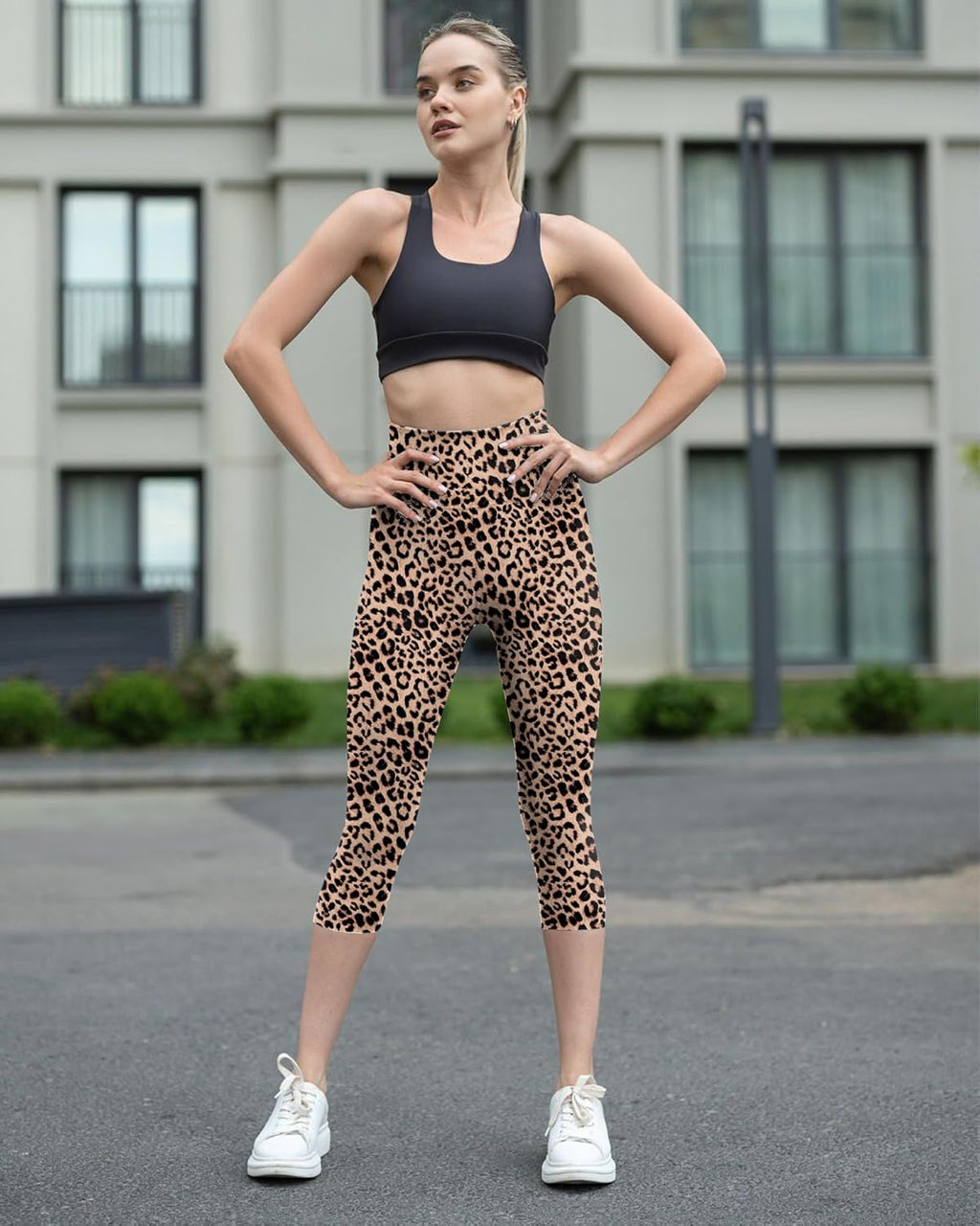 TNNZEET Capri Leggings - High Waisted Tummy Control Yoga Pants with Pockets | Black Workout Leggings