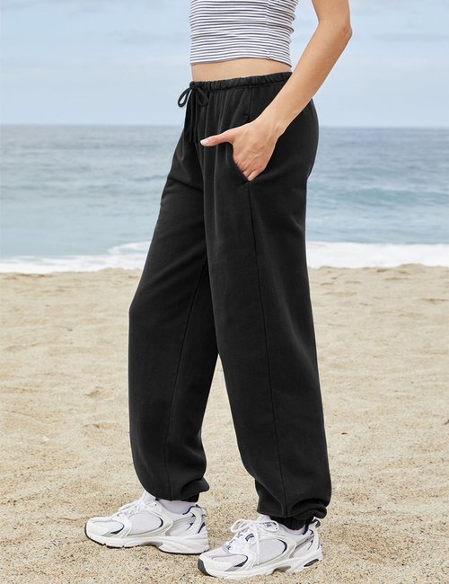 Ugerlov Women's Fleece Lined Sweatpants Baggy Low Rise Lounge Sweat Pants Casual Fall Winter Drawstring Joggers with Pockets, Black M