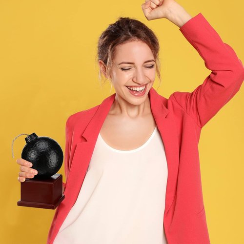 Nosiny 5.5 Inch Bomb Trophy - Funny Army Bomb Award for Office Party Decorations | Perfect for Adults & Teens