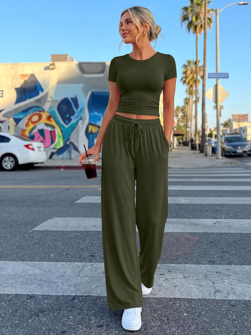 Trendy Queen | 2-Piece Summer Lounge Set for Women - Side Ruching Top & Wide Leg Pants with Pockets