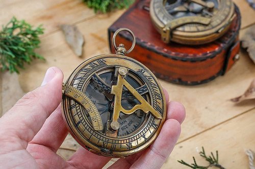 WOANIN Personalized Compass,Gift for Husband,Son,to My Man, to Our Son,to My Fiancé,Dad,Boyfriend,for Customized Compass (Our Son- Mom and Dad)