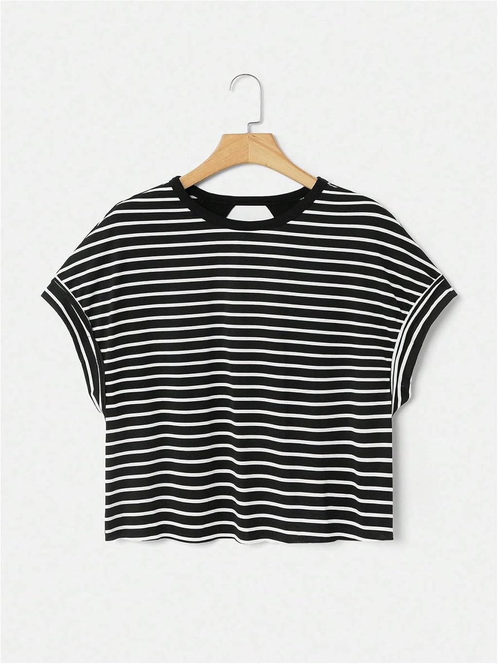 WDIRARA Women's Workout T-Shirt - Stripe Open Back Design | Short Sleeve Criss Cross Tee