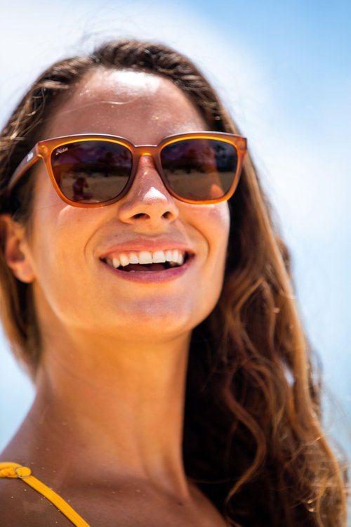 Hobie Polarized Lifestyle Sunglasses, Medium Fit, Monica (Black/Clear/Grey)