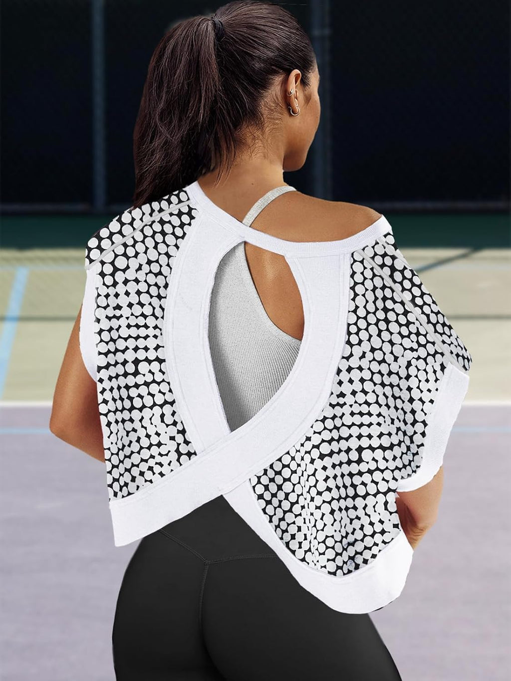 Panadila Women's Open Back Workout Top - Oversized Short Sleeve Athletic Tee in Stylish Design