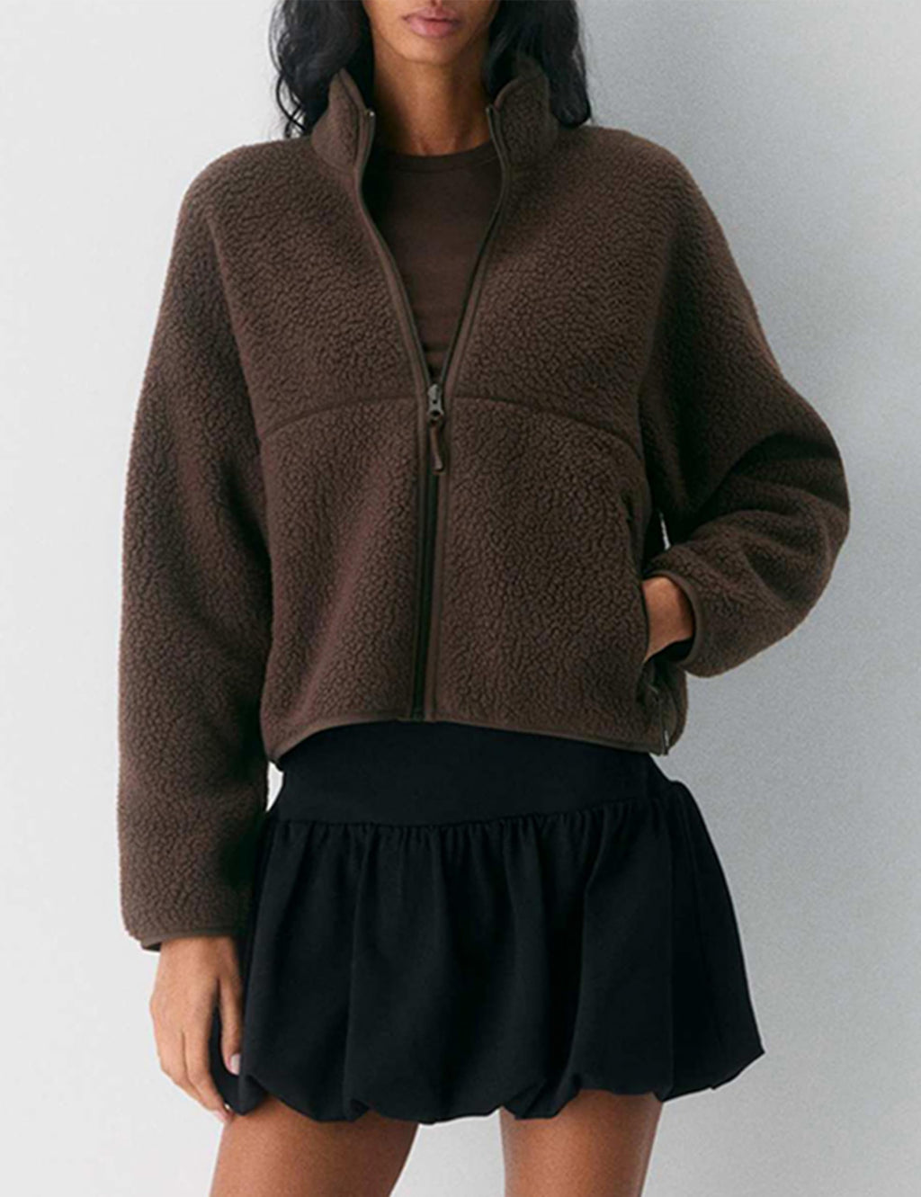 Yozazzy Fleece Jackets Women Causal Long Sleeve Sherpa Jacket Warm Ziper Fuzzy Coat Sweatshirts Trendy with Pockets(Brown-M)