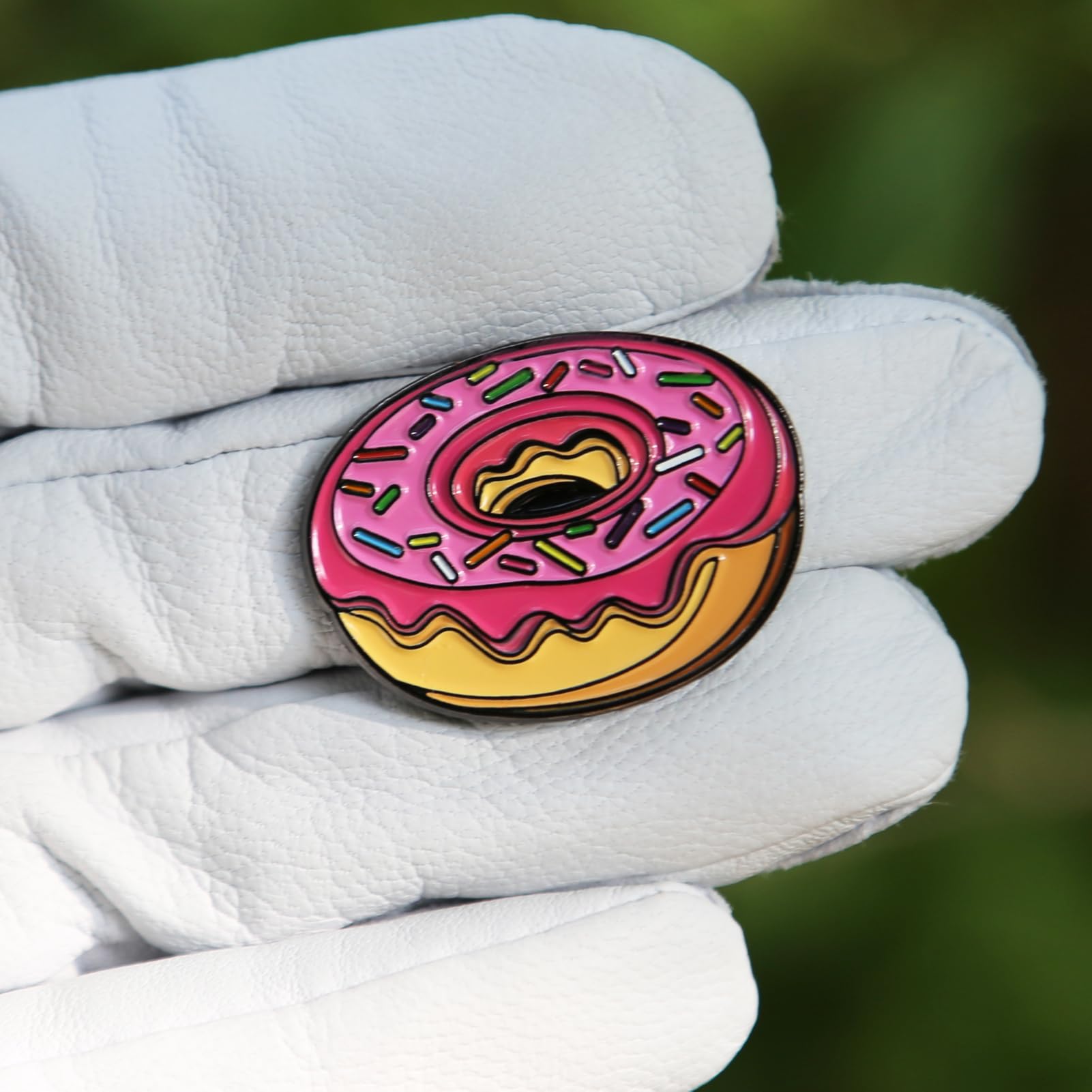 SPORTY BUFF Golf Ball Marker, Premium Enamel Fun Custom Design Golf Accessories, Great Golf Gifts for Men Women Golfers (Donut)