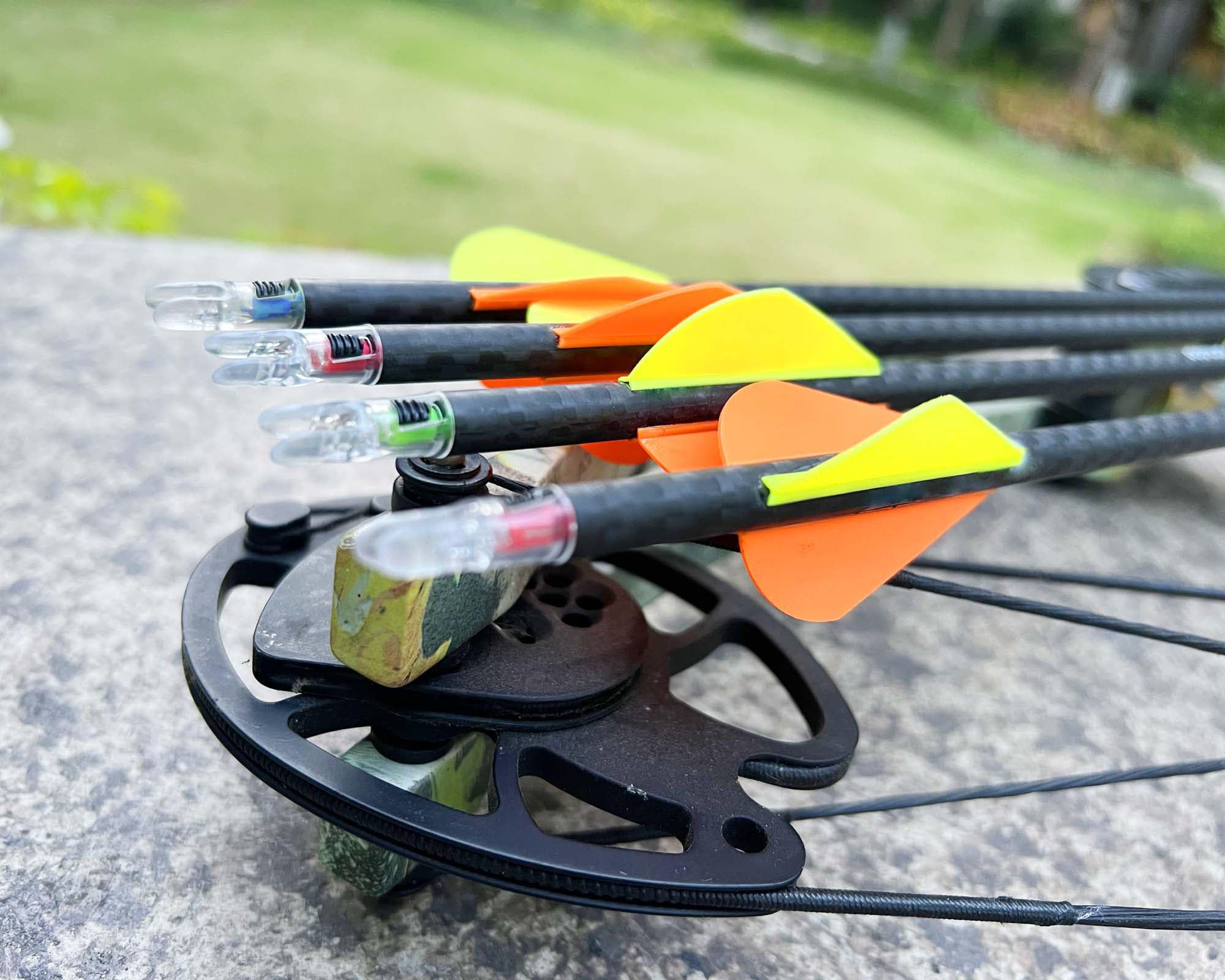 CosiComu 6PCS G Lighted Nocks for Arrows with .165 .204 .233 .244 .246 Inside Diameter with X, H, S, GT Bushings LED Light up Knocks (Blue)