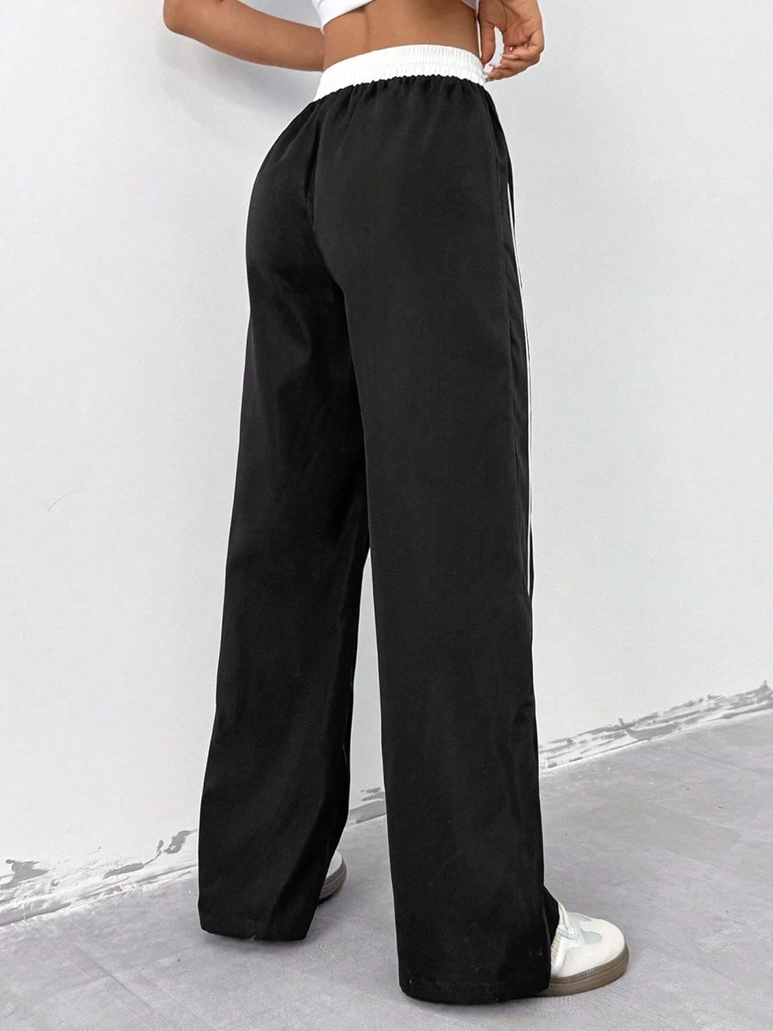 ZAFUL Women's Y2K Wide Leg Cargo Sweatpants - Comfortable Drawstring Joggers with Pockets